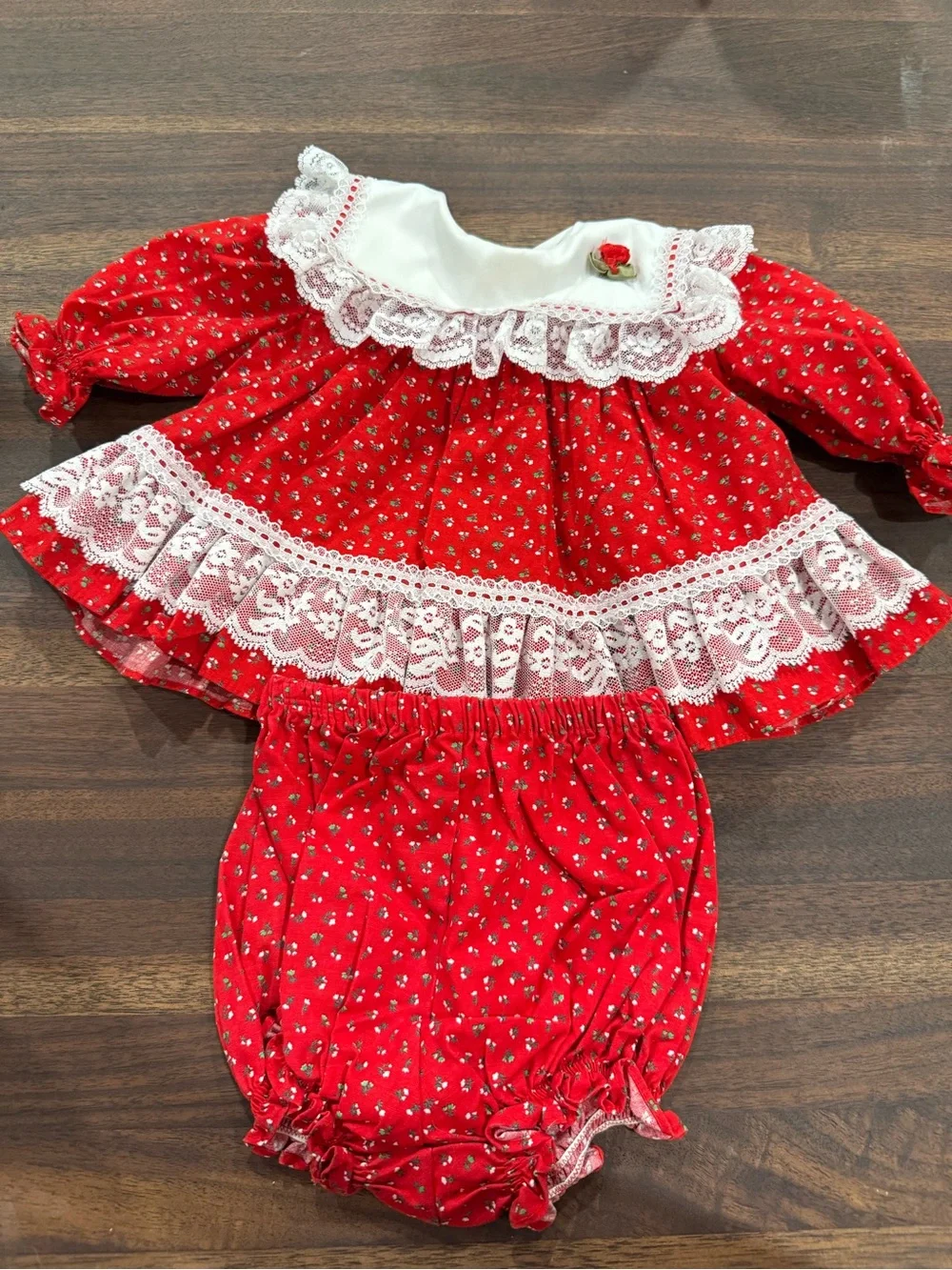 Vintage Bryan Smocked Red Lace-Trim Baby Girls Matching Set - Picture 1 of 4
